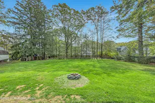 37 Mount Pocono Ct, Mount Pocono, PA 18344 - Photo 36