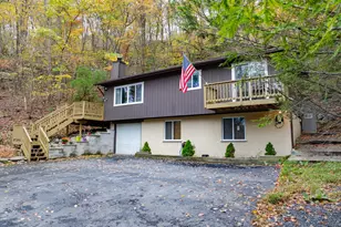 5859 Decker Rd, Bushkill, PA 18324 - Photo 34