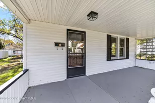3 Oakland Ave, East Stroudsburg, PA 18301 - Photo 2