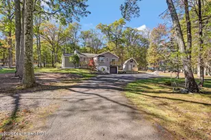 542 Post Hill Rd, Henryville, PA 18332 - Photo 62