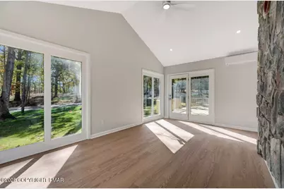  542 Post Hill Road, Henryville, PA 18332 - Photo 28