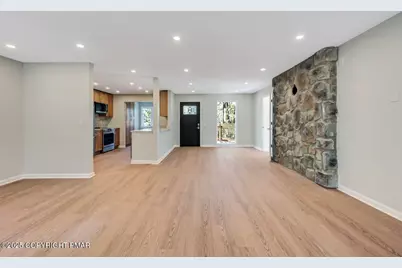  542 Post Hill Road, Henryville, PA 18332 - Photo 8