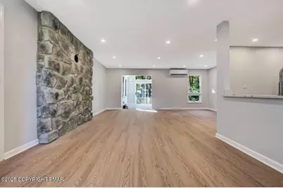  542 Post Hill Road, Henryville, PA 18332 - Photo 10