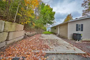 1243 Blue Mountain Cir, Saylorsburg, PA 18353 - Photo 34