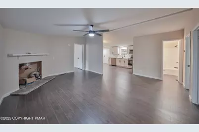  1243 Blue Mountain Circle, Saylorsburg, PA 18353 - Photo 4