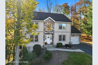  104 Wolf Hollow Road, Lake Harmony, PA 18624 - Photo 4