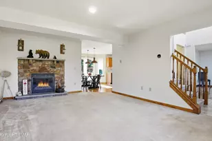 104 Wolf Hollow Rd, Lake Harmony, PA 18624 - Photo 12