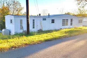 600 Shawnee St, Roseto, PA 18013 - Photo 2