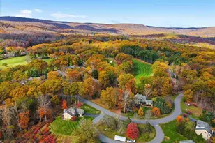 702 Fawn Cir, Buck Hill Falls, PA 18323 - Photo 36