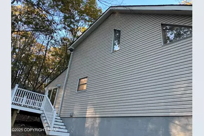  2096 Scarborough Way, Middle Smithfield, PA 18324 - Photo 4