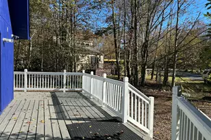 3537 Peak Dr, Tobyhanna, PA 18466 - Photo 18