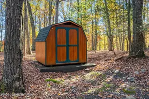 543 Clubhouse Dr, East Stroudsburg, PA 18302 - Photo 24