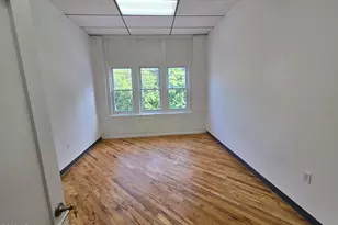 110 Pennsylvania Ave, Bangor, PA 18013 - Photo 1