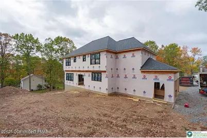 44 Regency, Brodheadsville, PA 18322 - Photo 4