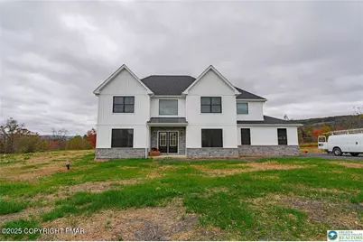  44 Regency, Brodheadsville, PA 18322 - Photo 2