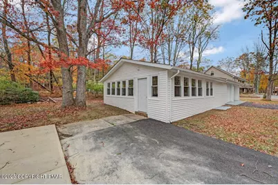  752 Toll Road, Effort, PA 18330 - Photo 90