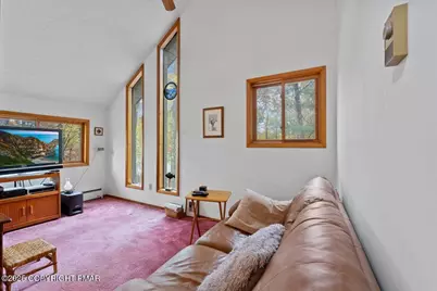  262 Fawn Lake Drive, Hawley, PA 18428 - Photo 22