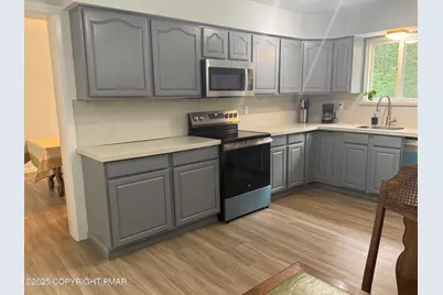  37 Seneca Road, Mount Pocono, PA 18344 - Photo 6