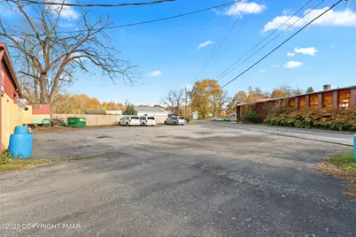  399 Oak Street, East Stroudsburg, PA 18301 - Photo 2