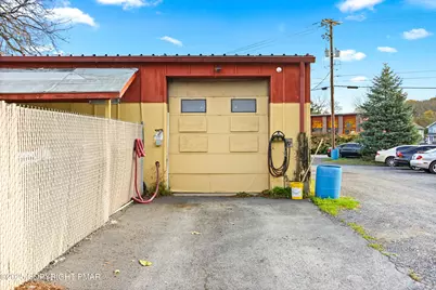  399 Oak Street, East Stroudsburg, PA 18301 - Photo 16