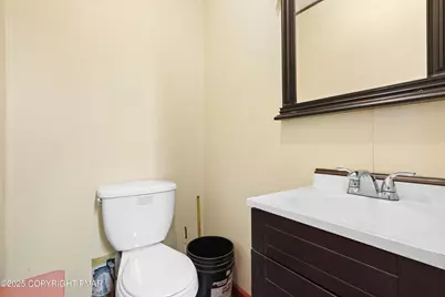  399 Oak Street, East Stroudsburg, PA 18301 - Photo 8