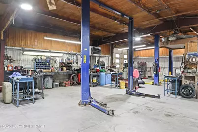  399 Oak Street, East Stroudsburg, PA 18301 - Photo 14