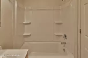 630 Pierce St, Bethlehem, PA 18015 - Photo 26