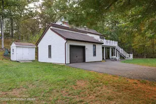 385 Saunders Dr, Bushkill, PA 18324 - Photo 42