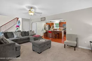 2541 Penn Hills Dr, Bartonsville, PA 18321 - Photo 4