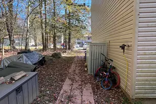 897 Country Pl Dr, Tobyhanna, PA 18466 - Photo 36