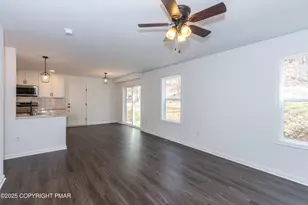 4263 Winchester Way, Bushkill, PA 18324 - Photo 12