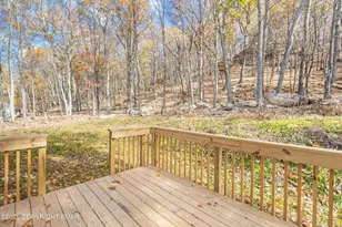 4263 Winchester Way, Bushkill, PA 18324 - Photo 6