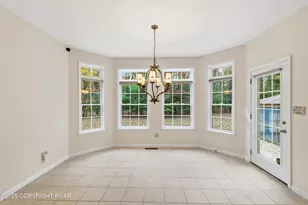 705 Garden Ct, East Stroudsburg, PA 18301 - Photo 18