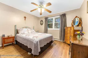 1249 Lexington Ave, Pocono Summit, PA 18346 - Photo 12