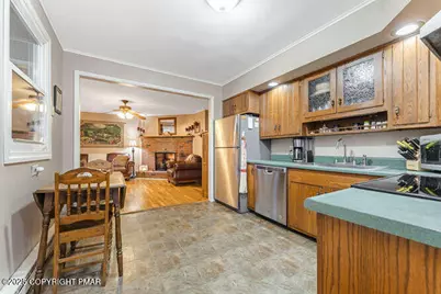  1249 Lexington Avenue, Pocono Summit, PA 18346 - Photo 6