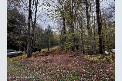  69 Ojibwa Trail Trail, Gouldsboro, PA 18424 - Photo 2