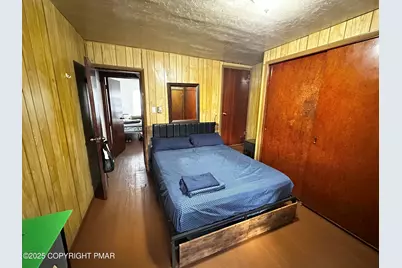  218 E Columbia Avenue, Mount Carmel, PA 17851 - Photo 10