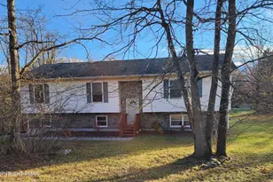 195 Williams Ln, Scotrun, PA 18355 - Photo 1