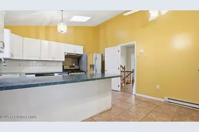  349 Bumblebee, Cresco, PA 18326 - Photo 26