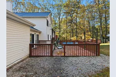  349 Bumblebee, Cresco, PA 18326 - Photo 72