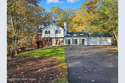  349 Bumblebee, Cresco, PA 18326 - Photo 4