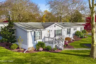 8 Cedar Ct, Bath, PA 18014 - Photo 2