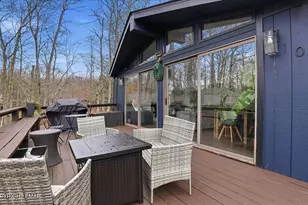 108 Black Bear Ln, Tobyhanna, PA 18466 - Photo 8