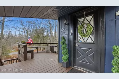  108 Black Bear Lane, Tobyhanna, PA 18466 - Photo 6