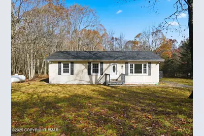  395 Sullivan Trail, Long Pond, PA 18334 - Photo 32