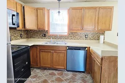  9040 Idlewild Drive, Tobyhanna, PA 18466 - Photo 8