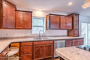 621 Washington Pl, Tobyhanna, PA 18466 - Photo 12