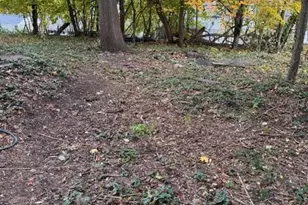 335 S 2nd St, Bangor, PA 18013 - Photo 18