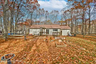 3282 Bluebird Dr, Bushkill, PA 18324 - Photo 30