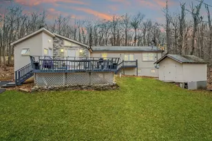 1458 Belgravia Dr, Tobyhanna, PA 18466 - Photo 2